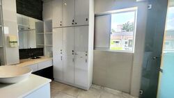 Ang Mo Kio Avenue 8 (D20), Shop House #601907601